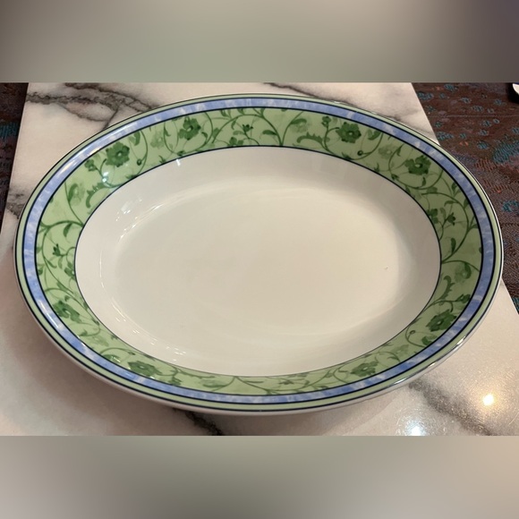WEDGWOOD WATERCOLOUR OVAL VEGETABLE BOWL GREEN/BLUE - Picture 1 of 8